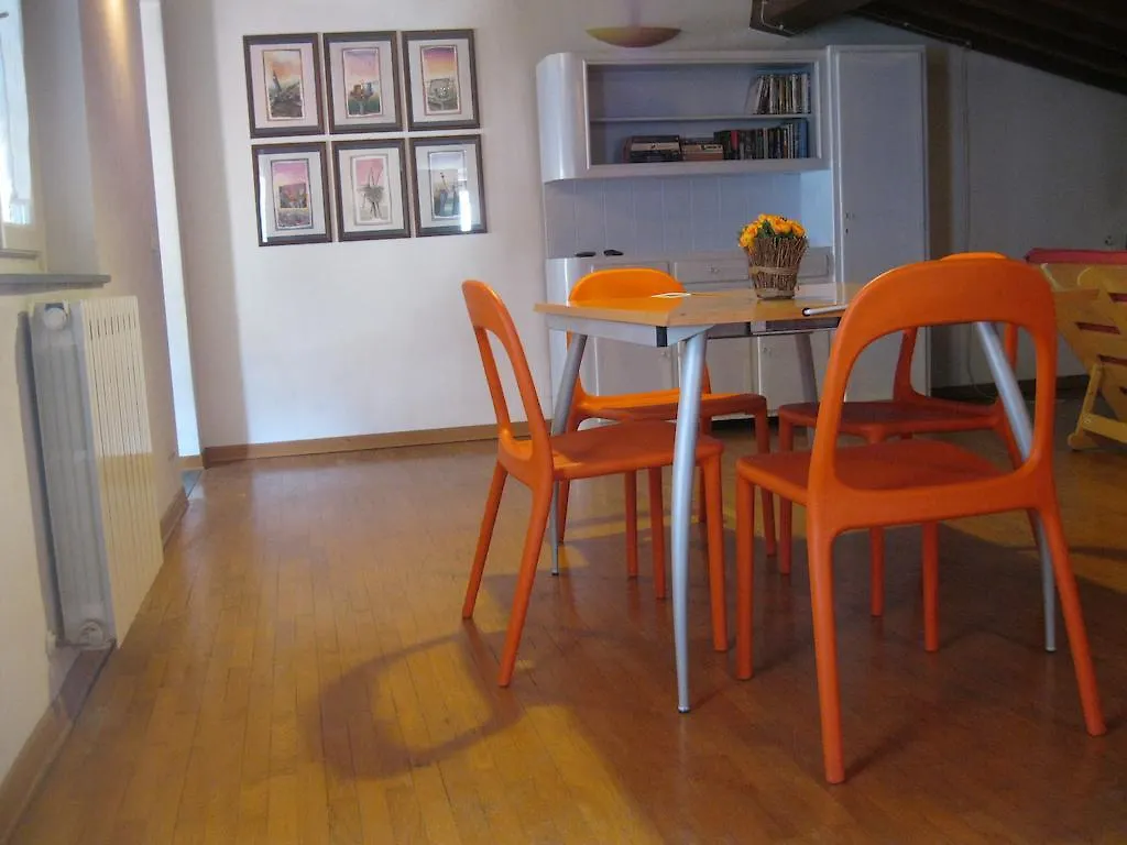La Mansarda Apartment Lucca